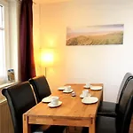 Strandschloesschen Apartament *