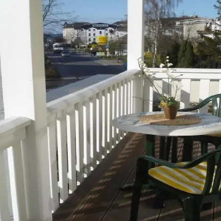 Strandschloesschen アパート Ostseebad Kühlungsborn