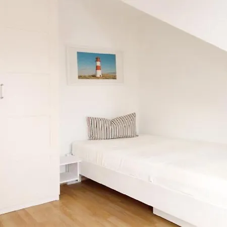 Apartment Strandschloesschen Kuehlungsborn