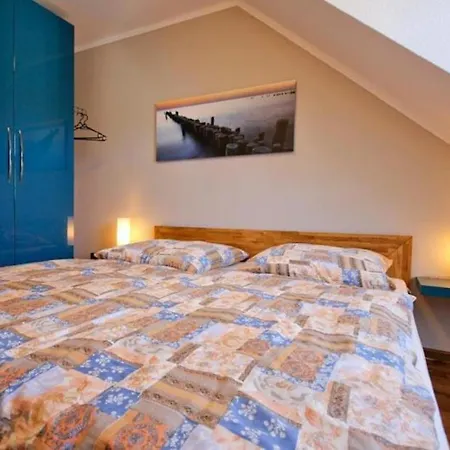 Strandschloesschen Apartment Kuehlungsborn