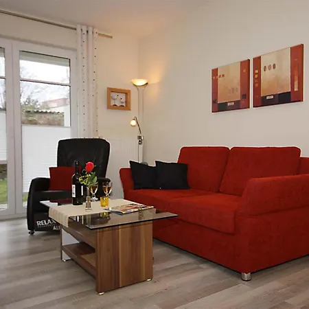 Strandschloesschen Apartment Kuehlungsborn
