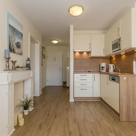 Strandschloesschen Apartment Kuehlungsborn