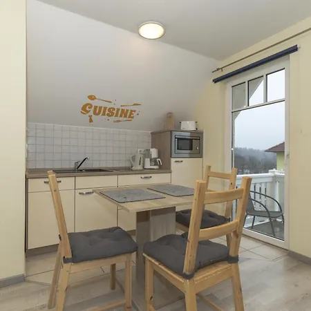 Apartment Strandschloesschen Kuehlungsborn